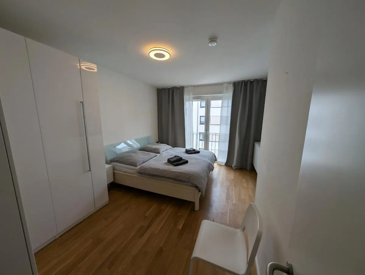 Gemuetlich - Zentral - Modern - Am Kanal Hamborg Lejlighed